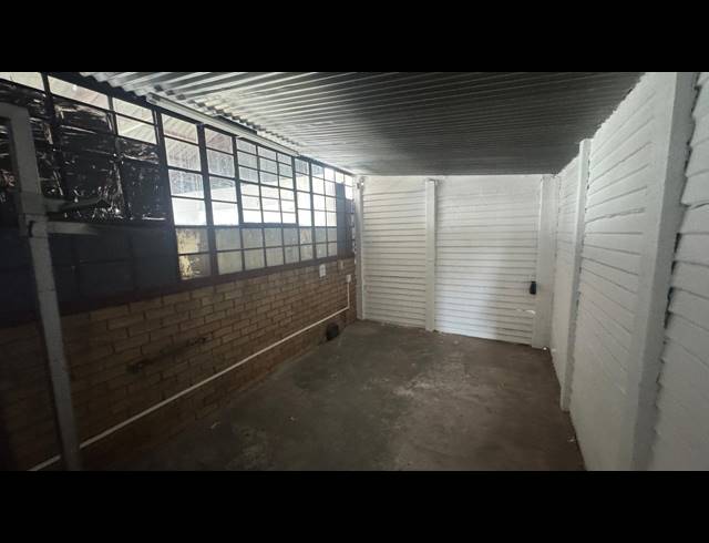 266M² WAREHOUSE TO LET IN WYNBERG